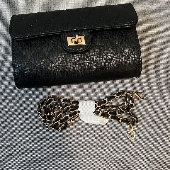 Clutch - Picture 3 of 3